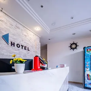 Hotel K 14 **